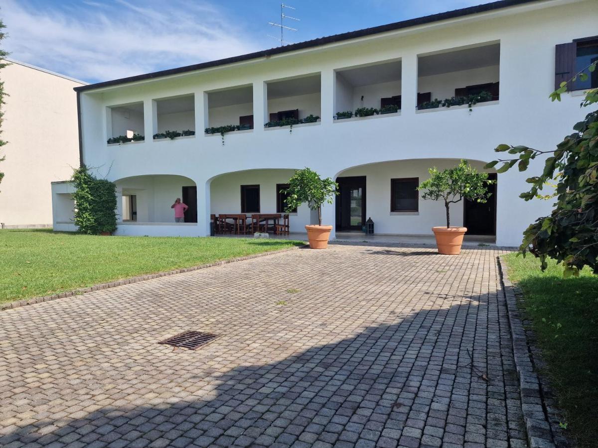 B&B Borgo Tesis Spilimbergo Bagian luar foto